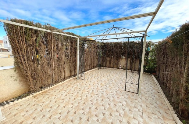 Resale - Townhouse - Ciudad Quesada