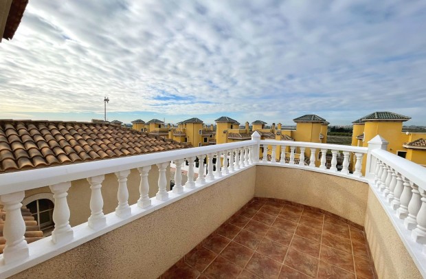 Resale - Townhouse - Ciudad Quesada