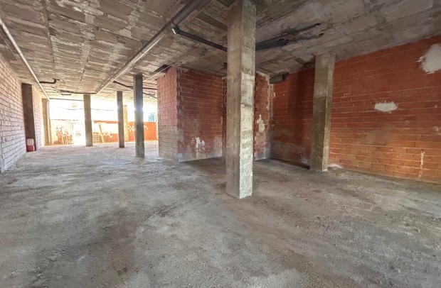 Resale - Commercial (6) - Jacarilla