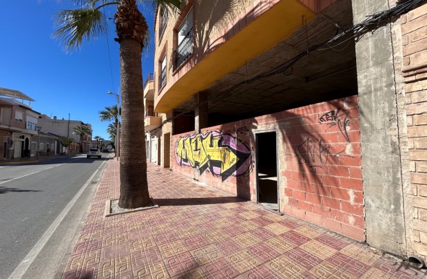 Resale - Commercial (6) - Jacarilla