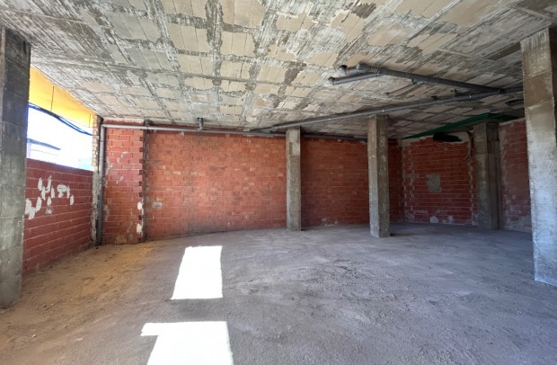 Resale - Commercial (6) - Jacarilla