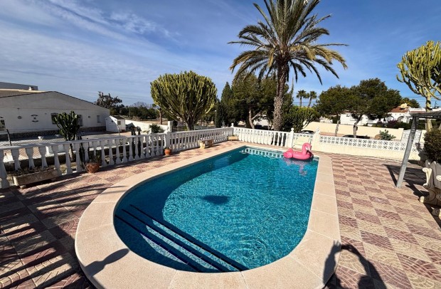 Resale - Villa / Detached - Ciudad Quesada - CENTRO