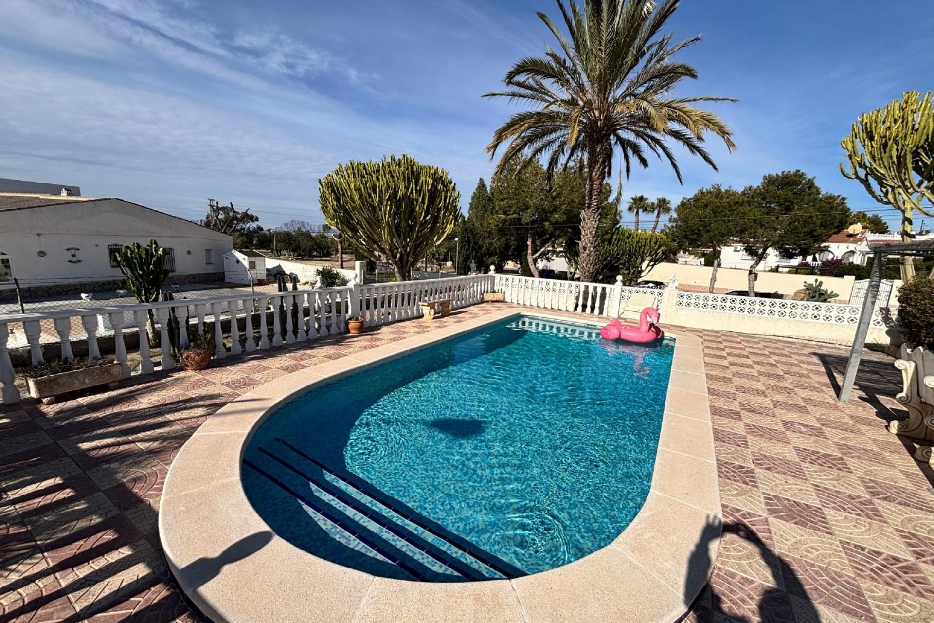 villadetached en ciudad-quesada · centro 449995€