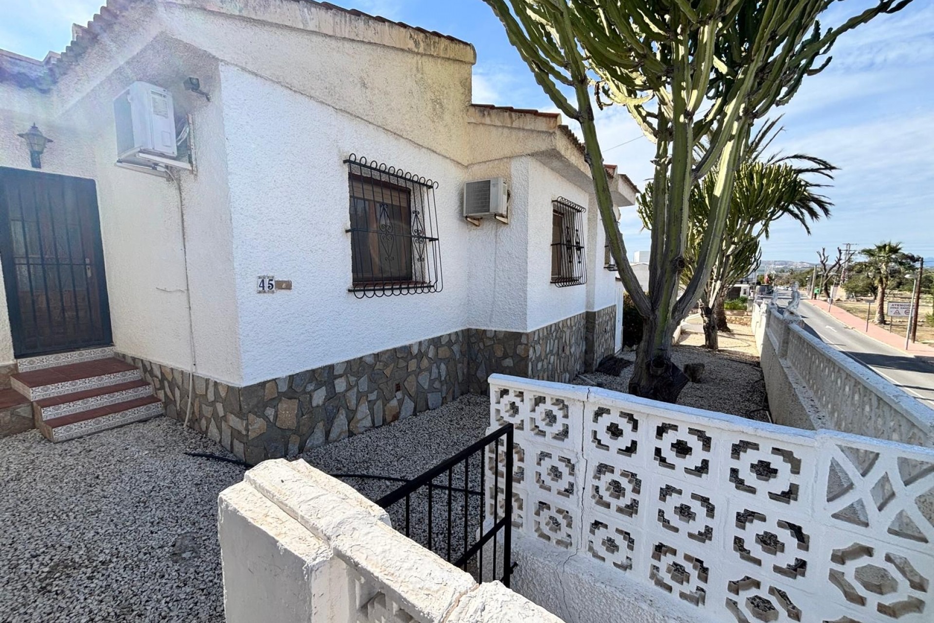 villadetached en ciudad-quesada · centro 449995€