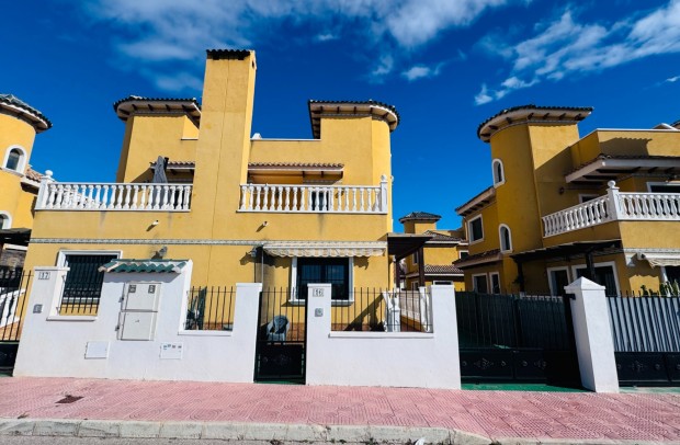 Resale - Semi-Detached - Ciudad Quesada