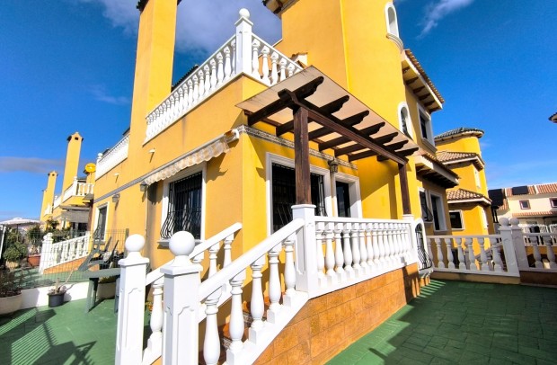 Resale - Semi-Detached - Ciudad Quesada