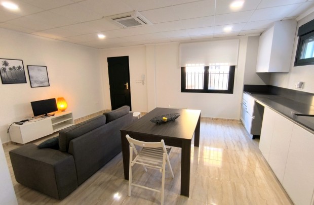 Resale - Semi-Detached - Ciudad Quesada