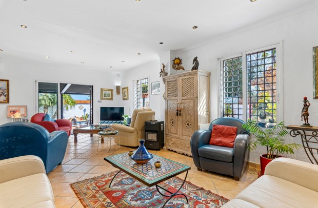 Resale - Country Property - Daya Nueva