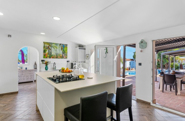 Resale - Country Property - Daya Nueva