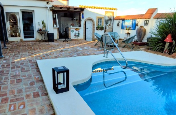 Resale - Country Property - Daya Nueva