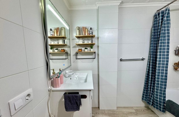 Resale - Apartment - Almoradí