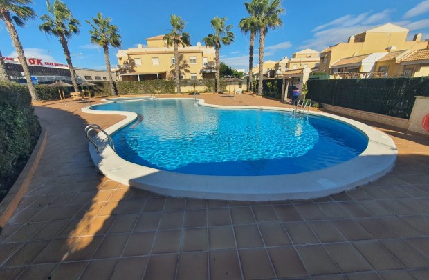 Resale - Town house - Ciudad Quesada