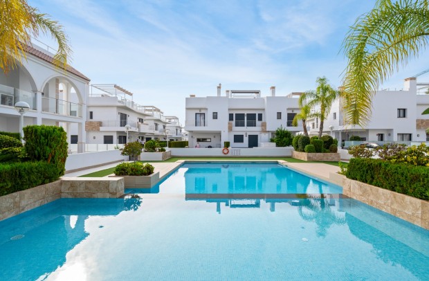 Reventa - Semi-Detached - Ciudad Quesada