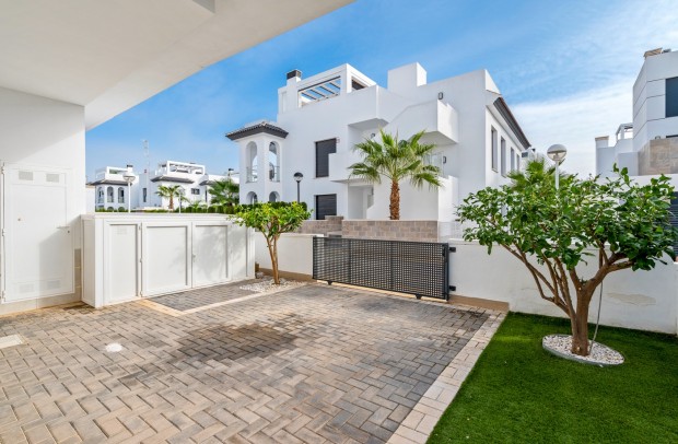 Reventa - Semi-Detached - Ciudad Quesada