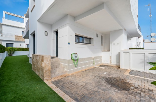 Reventa - Semi-Detached - Ciudad Quesada