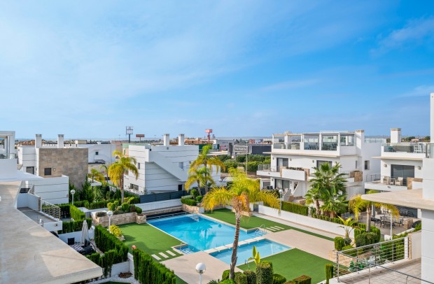 Reventa - Semi-Detached - Ciudad Quesada