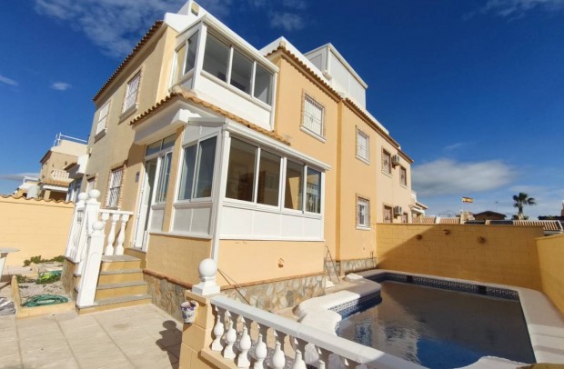 Reventa - Villa Detached - Ciudad Quesada