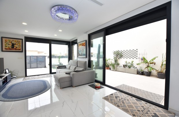 Resale - Villa Detached - Los Montesinos