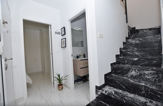 Resale - Villa Detached - Los Montesinos