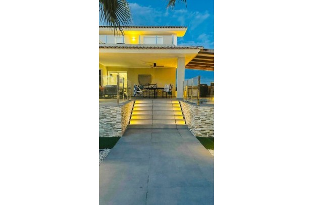 Resale - Villa Detached - Alfas del Pí - pueblo