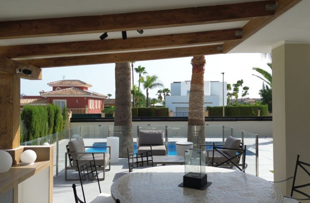 Resale - Villa Detached - Alfas del Pí - pueblo