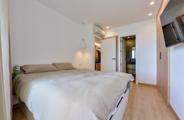 Resale - Apartment - Altea