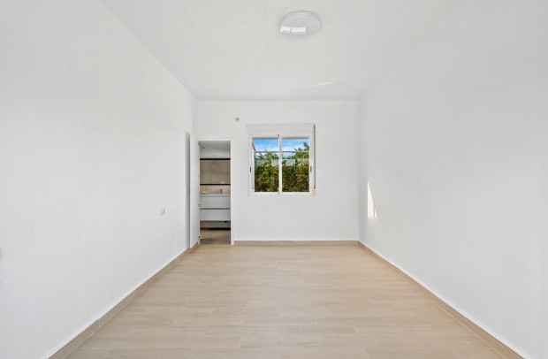 Revente - Country Property - Dolores