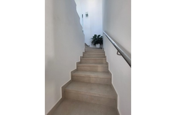 Reventa - Townhouse - Daya Vieja