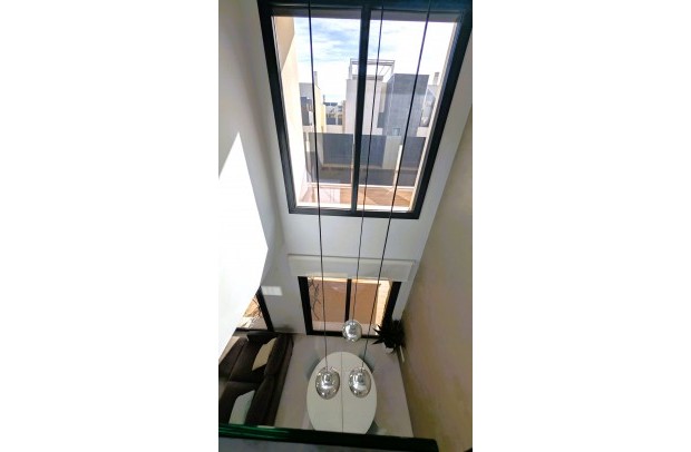 Resale - Villa Detached - Cabo Roig - Lomas de Cabo Roig