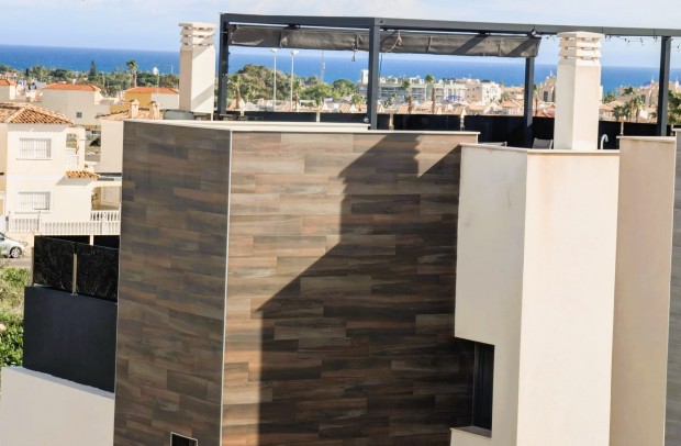 Resale - Villa Detached - Cabo Roig - Lomas de Cabo Roig