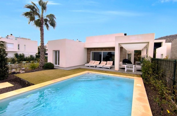 Resale - Villa Detached - Algorfa