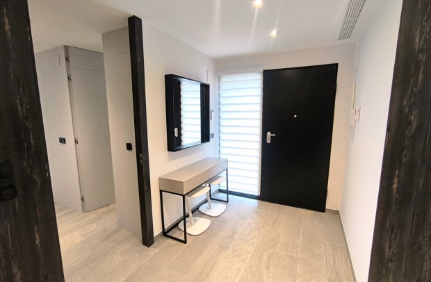 Resale - Villa Detached - Algorfa