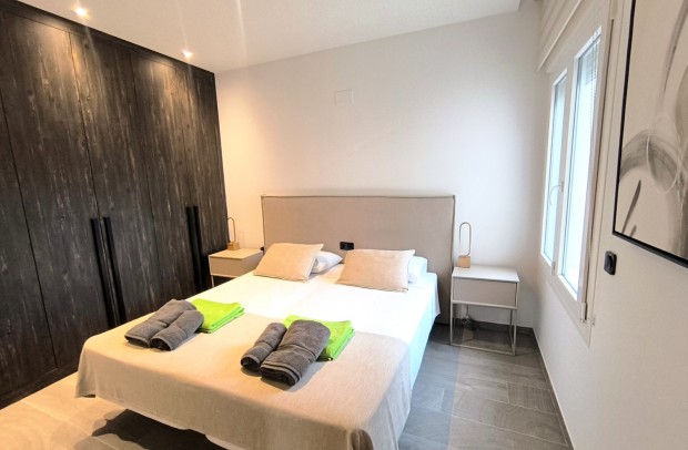 Resale - Villa Detached - Algorfa