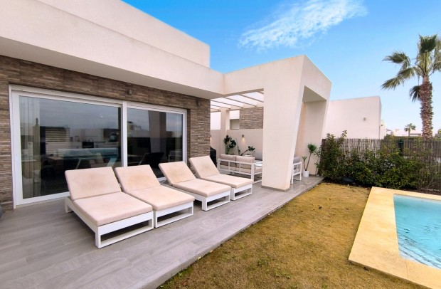 Resale - Villa Detached - Algorfa