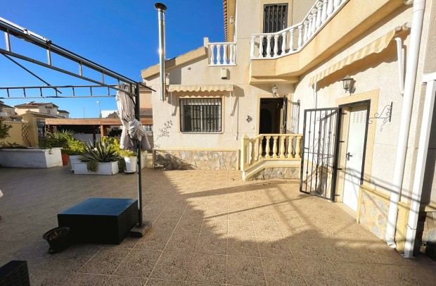Resale - Villa Detached - Ciudad Quesada - Rojales Hills