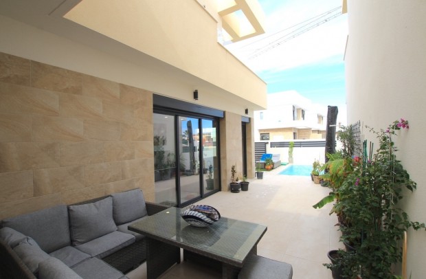 Resale - Villa Detached - Los Montesinos - Los Montesinos - La Herrada