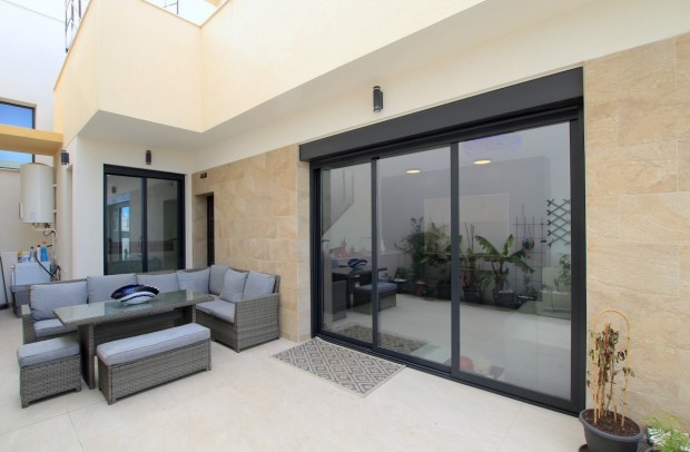 Resale - Villa Detached - Los Montesinos - Los Montesinos - La Herrada