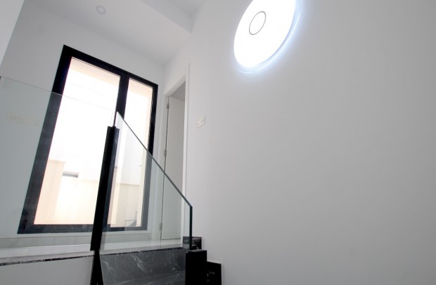 Resale - Villa Detached - Los Montesinos - Los Montesinos - La Herrada