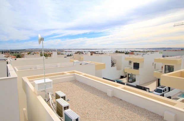 Resale - Villa Detached - Los Montesinos - Los Montesinos - La Herrada