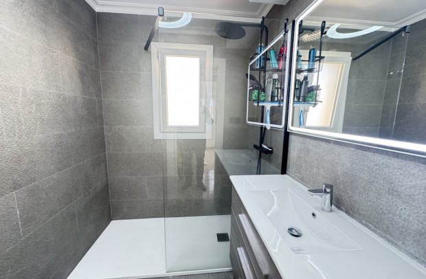 Resale - Townhouse - Cabo Roig