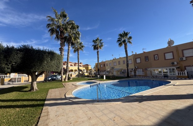 Resale - Townhouse - Cabo Roig