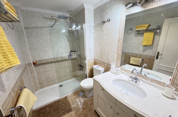 Resale - Apartment - Cabo Roig