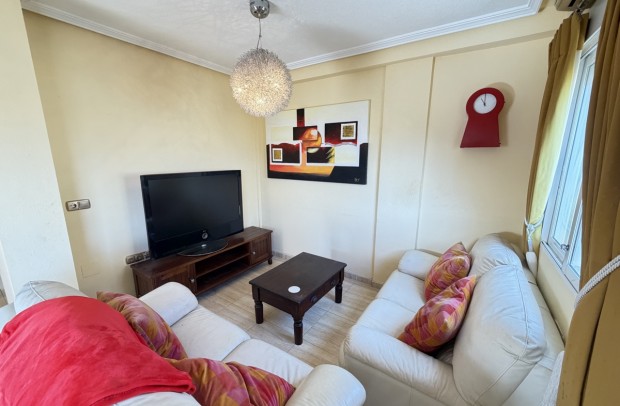 Resale - Town house - Villamartin - Villamartín