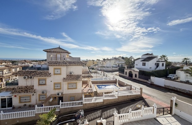 Resale - Town house - Villamartin - Villamartín