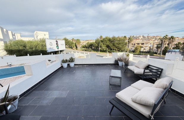 Resale - Villa Detached - Villamartin - Villamartín