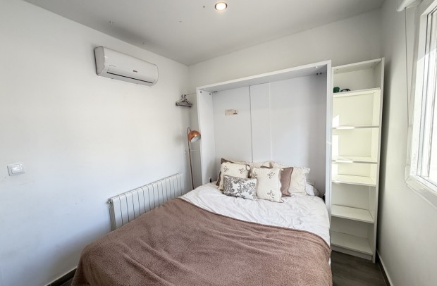 Resale - Villa Detached - Villamartin - Villamartín