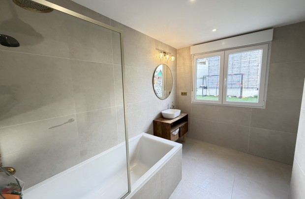 Resale - Villa Detached - Villamartin - Villamartín