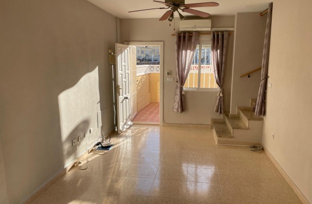 Resale - Townhouse - Villamartin - Villamartín