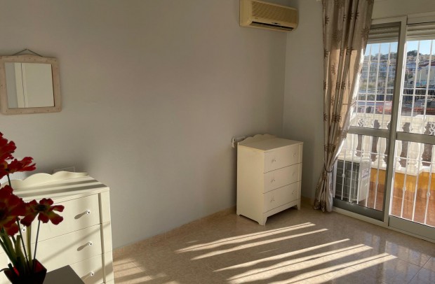 Resale - Townhouse - Villamartin - Villamartín