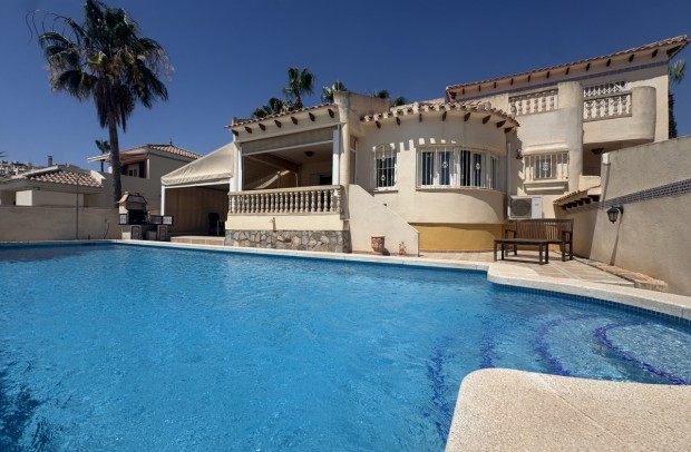 Resale - Villa Detached - Las Ramblas Golf